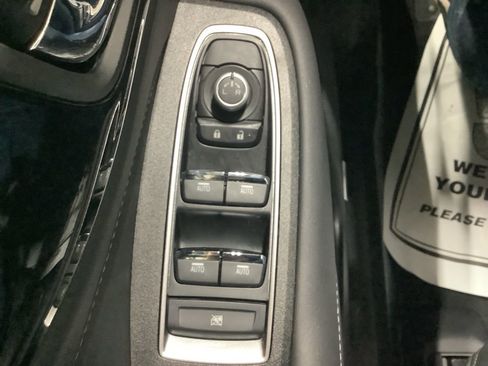 Certified 2025 Subaru Outback Limited AWD/4WD image 12