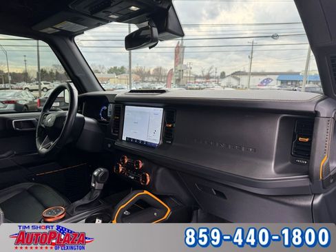 Used 2024 Ford Bronco Badlands image 47