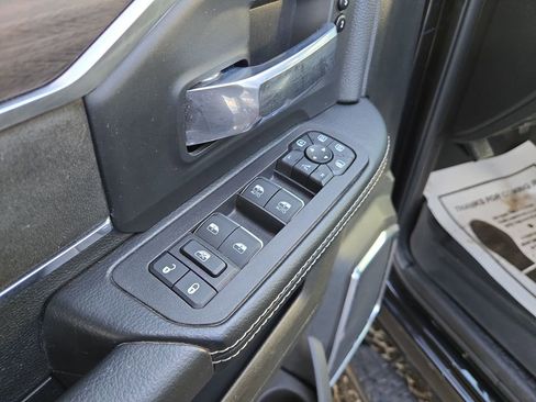Used 2025 RAM 2500 Laramie image 13