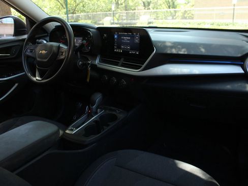 Used 2024 Chevrolet Trax LS w/ Driver Confidence Package FWD image 24