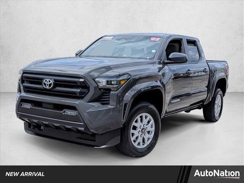 Used 2025 Toyota Tacoma SR5 RWD image 1