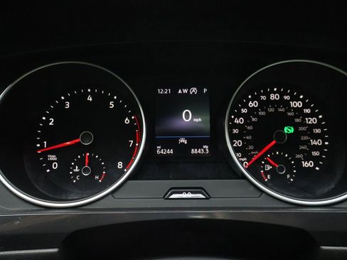 Used 2021 Volkswagen Tiguan SE w/ Panoramic Sunroof Package AWD/4WD image 22