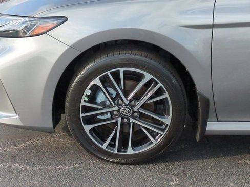 Used 2026 Toyota Camry XLE image 7