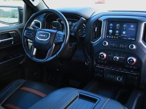 Used 2020 GMC Sierra 1500 AT4 w/ AT4 Premium Package image 16