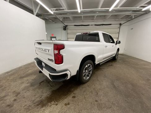 Used 2023 Chevrolet Silverado 1500 High Country w/ Technology Package image 6