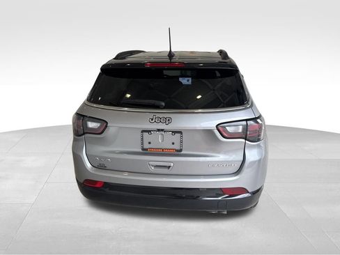 Used 2022 Jeep Compass Limited w/ Elite Group image 4