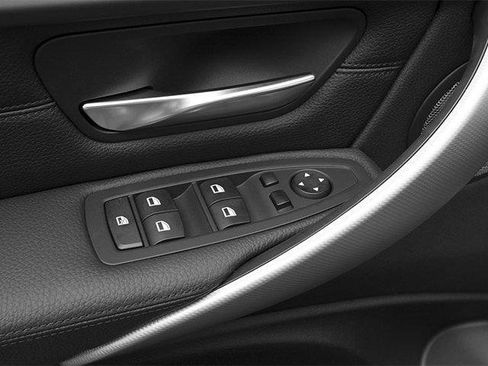 Used 2014 BMW 335i Sedan RWD image 19