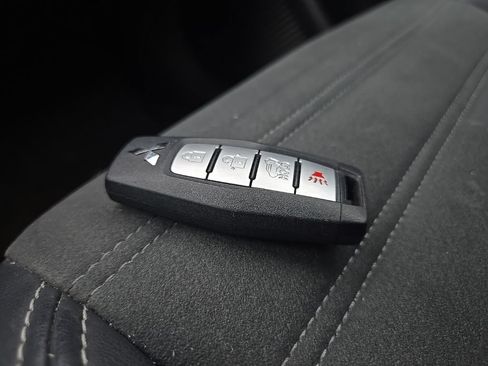 Used 2024 Mitsubishi Outlander SE AWD/4WD image 10