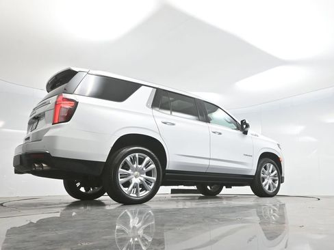 Used 2022 Chevrolet Tahoe High Country w/ Premium Package 2 AWD/4WD image 69