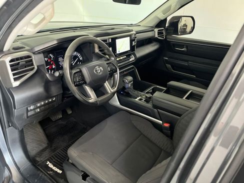 Used 2023 Toyota Tundra SR5 w/ SR5 Convenience Package AWD/4WD image 19