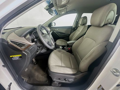 Used 2017 Hyundai Santa Fe Sport FWD image 13