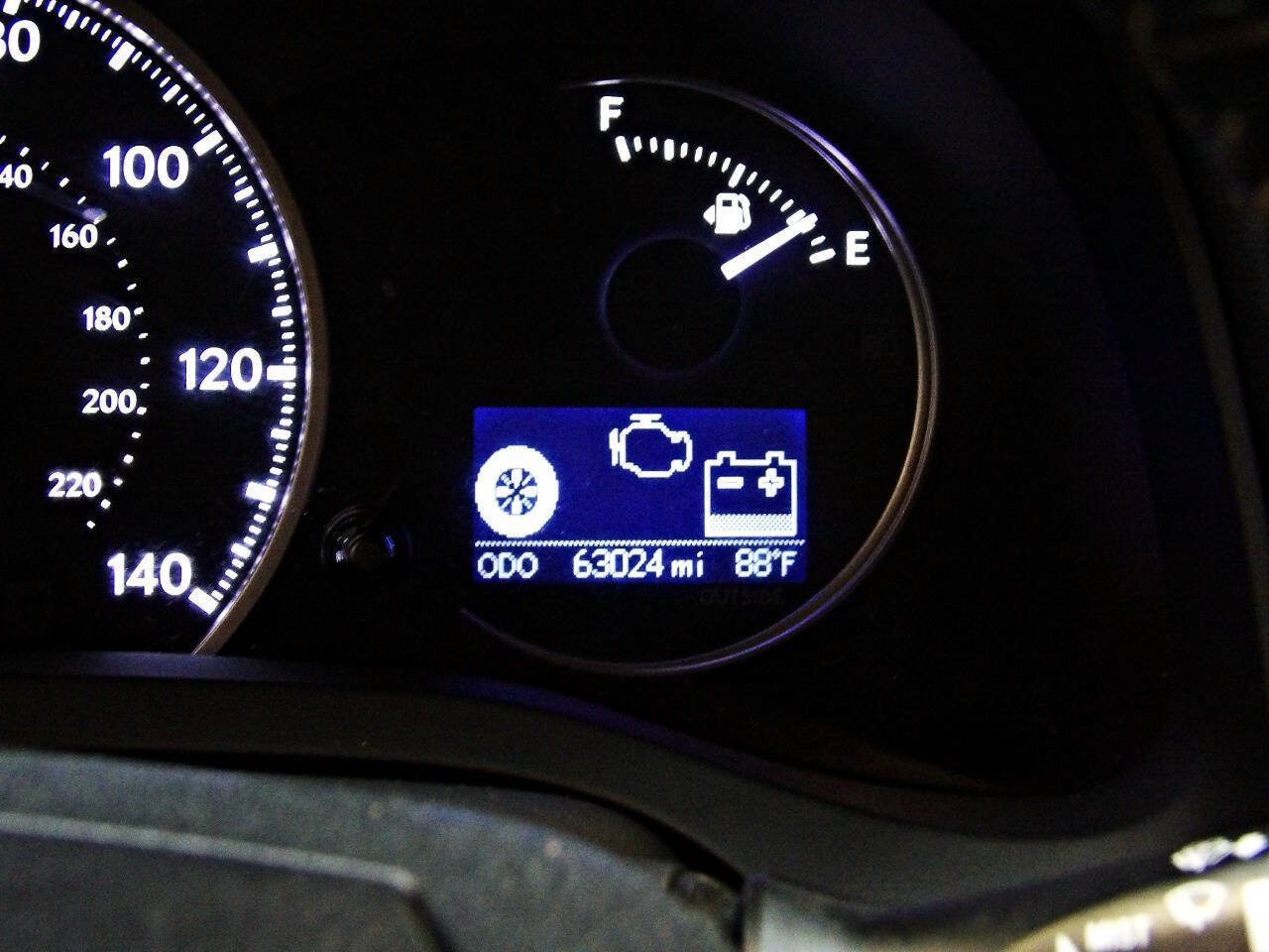 Used 2016 Lexus CT 200h w/ Accessory Package 2 FWD image 14