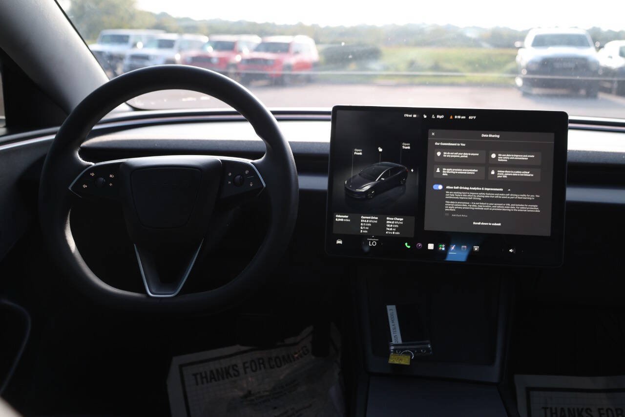Used 2025 Tesla Model 3 Long Range RWD image 22