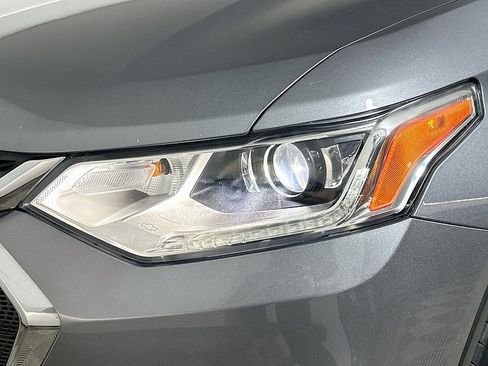Used 2020 Chevrolet Traverse LS FWD image 31