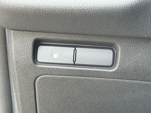 Used 2016 Kia Sorento FWD image 14