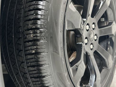 Used 2023 Ford Explorer ST-Line w/ Class IV Trailer Tow Package image 56