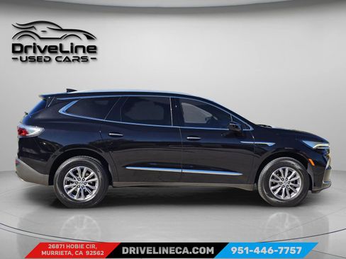 Used 2023 Buick Enclave Essence image 9