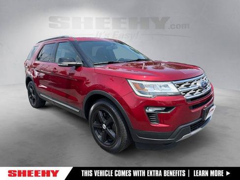 Certified 2018 Ford Explorer XLT w/ Equipment Group 201A FWD image 1