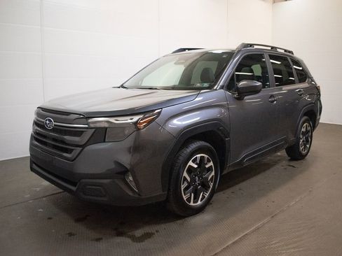 Used 2026 Subaru Forester Premium AWD/4WD image 8