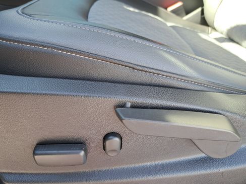 Used 2019 Chevrolet Colorado Z71 image 26