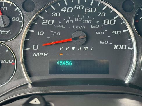 Used 2019 Chevrolet Express 3500 LT w/ LT Preferred Equipment Group RWD image 28