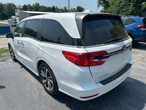 Used 2023 Honda Odyssey Touring image 4