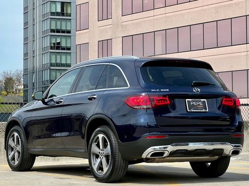 Certified 2022 Mercedes-Benz GLC 300 4MATIC image 5