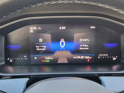 Certified 2025 Volkswagen Jetta SE image 17