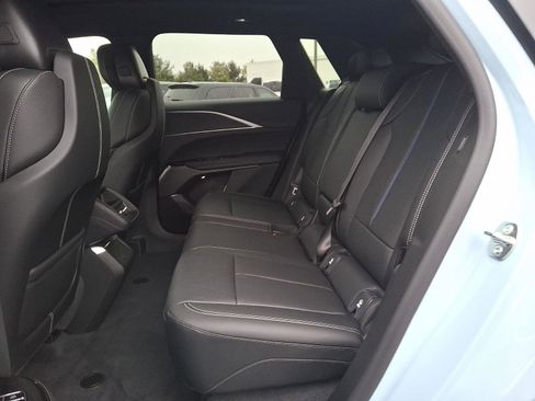 New 2026 Cadillac Lyriq Sport image 5