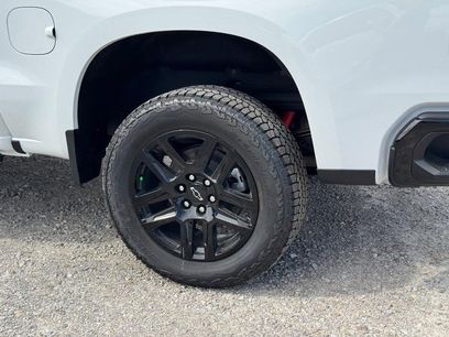 New 2025 Chevrolet Silverado 1500 LT Trail Boss w/ Dark Appearance Package