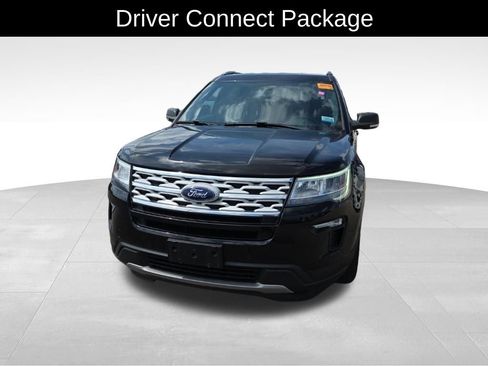 Used 2019 Ford Explorer XLT AWD/4WD image 8