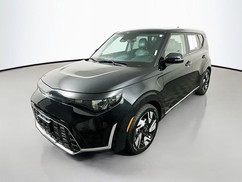 Used 2023 Kia Soul GT-Line FWD image 3