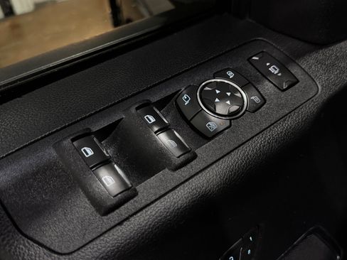 Used 2019 Ford F250 Lariat w/ Lariat Value Package image 34