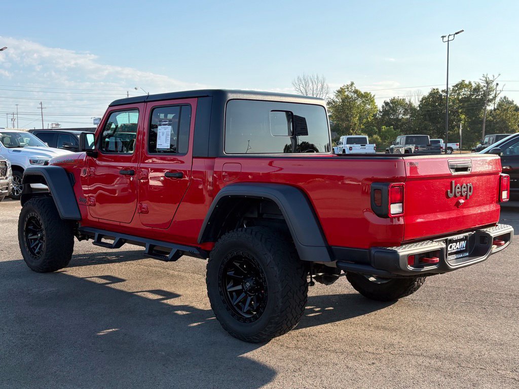 Used 2023 Jeep Gladiator Rubicon AWD/4WD image 5