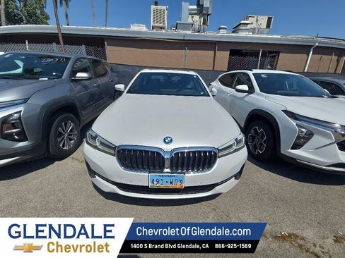 Used 2023 BMW 530e RWD image 9