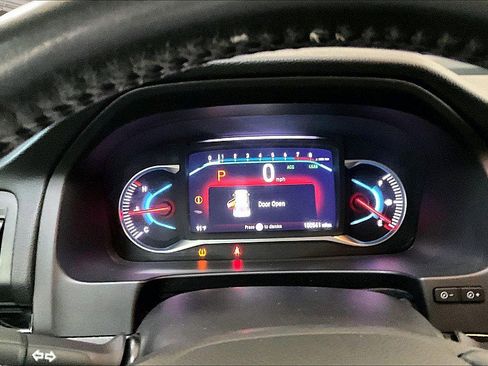 Used 2020 Honda Pilot Touring image 19