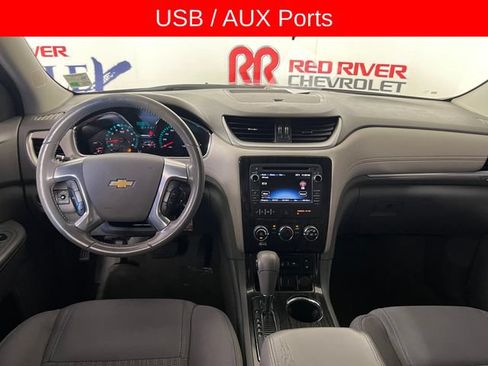 Used 2015 Chevrolet Traverse LT AWD/4WD image 13