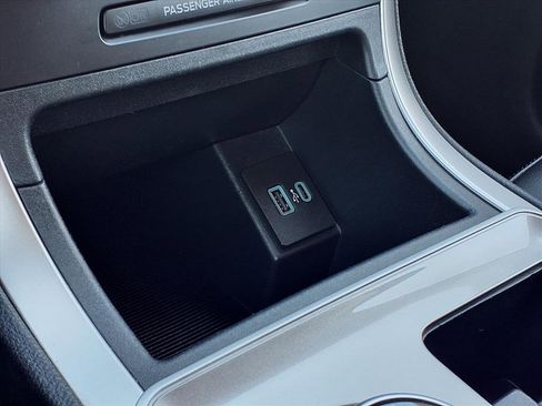 Used 2024 Ford Edge SEL image 14