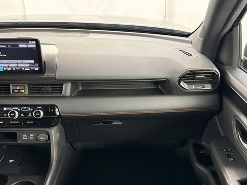 Certified 2025 Honda Pilot TrailSport image 28