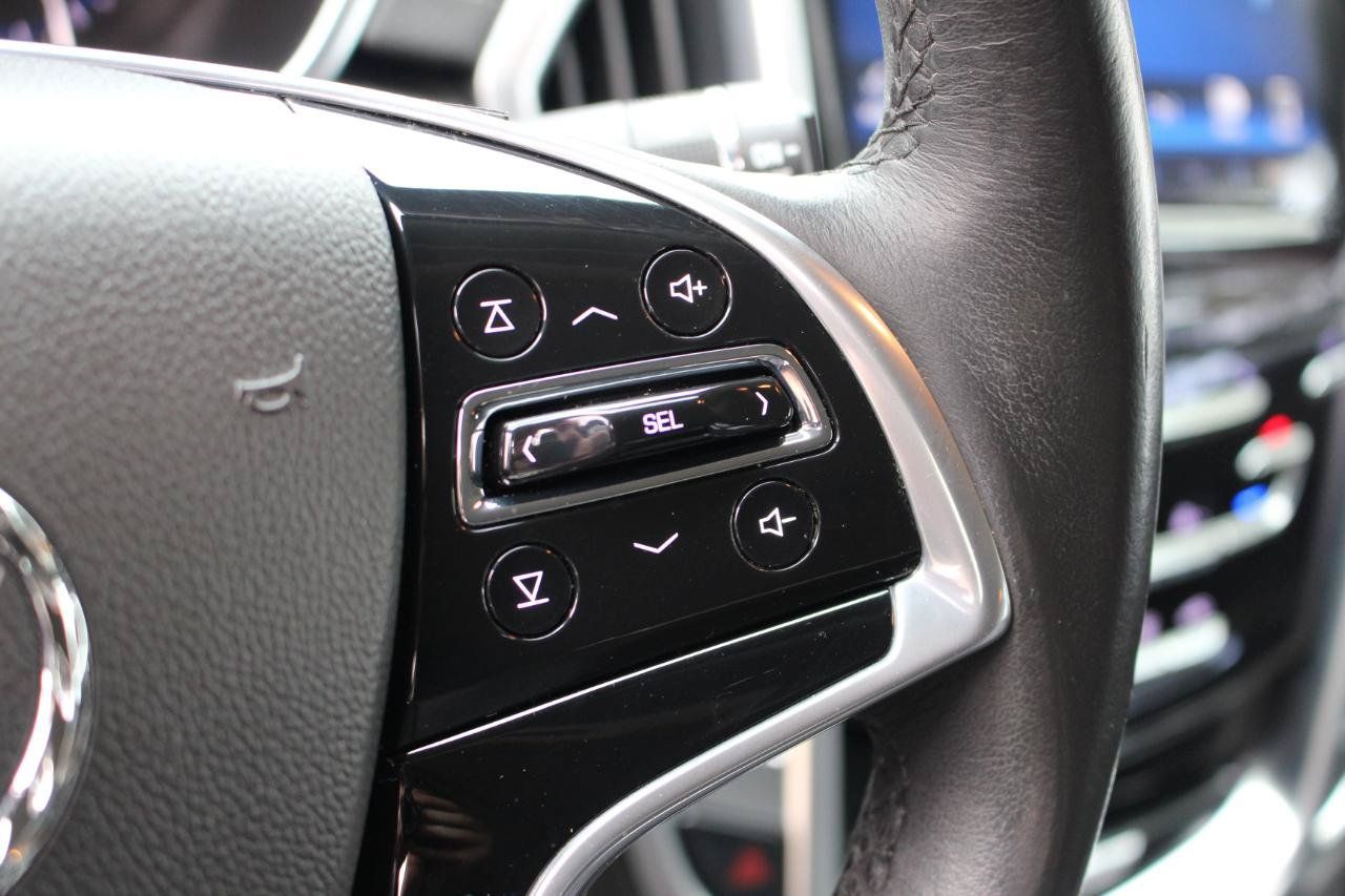 Used 2015 Cadillac SRX FWD image 20