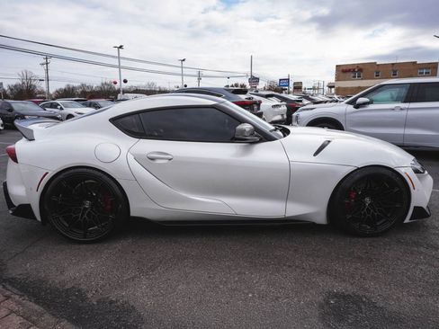 Used 2023 Toyota Supra Premium image 4