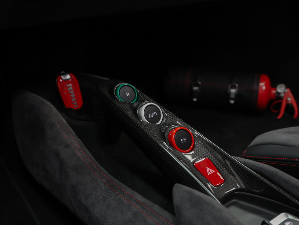 Certified 2023 Ferrari F8 Tributo RWD image 8