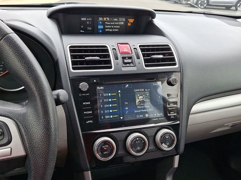 Used 2017 Subaru Forester 2.5i Premium w/ All-Weather Package image 19