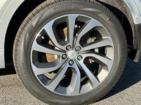 New 2025 Land Rover Discovery Sport S AWD/4WD image 13