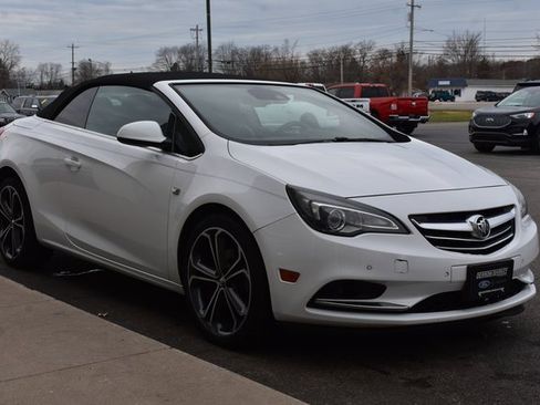Used 2017 Buick Cascada Premium image 7