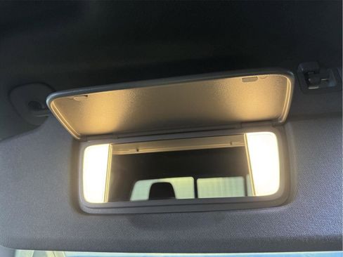 Used 2023 GMC Sierra 3500 Denali image 28