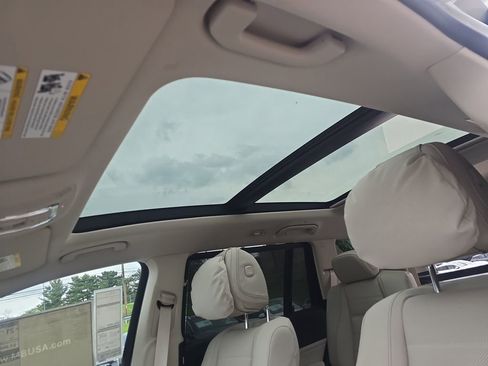 New 2026 Mercedes-Benz GLS 450 4MATIC image 21