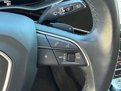 Used 2021 Audi Q8 Prestige AWD/4WD image 21