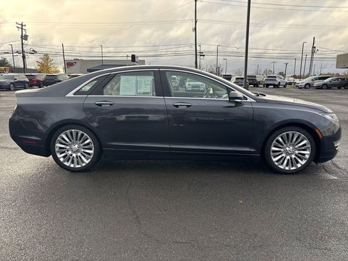 Used 2014 Lincoln MKZ AWD w/ Equipment Group 102A Reserve image 6