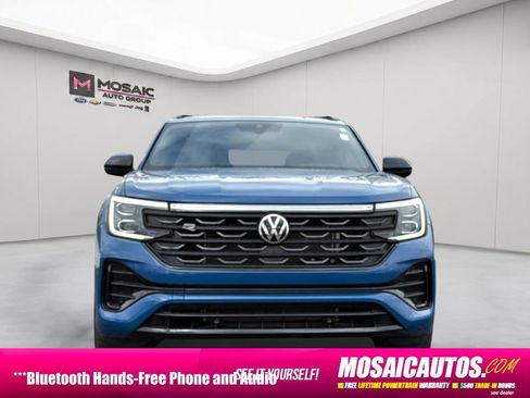 Used 2025 Volkswagen Atlas Cross Sport SEL R-Line AWD/4WD image 8